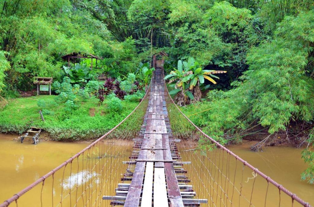 โรงแรมอาริสโตแอดปูตาแทน โกตาคินาบาลู ภายนอก รูปภาพ